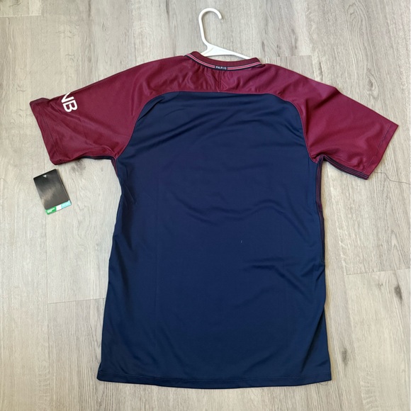 Paris Saint Germain Jersey - Picture 2 of 2